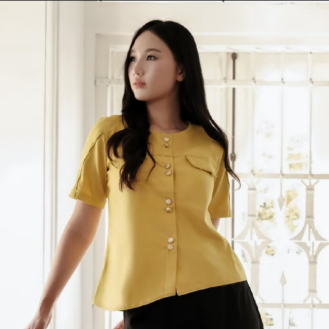 Blouse Katun Wanita Sierra
